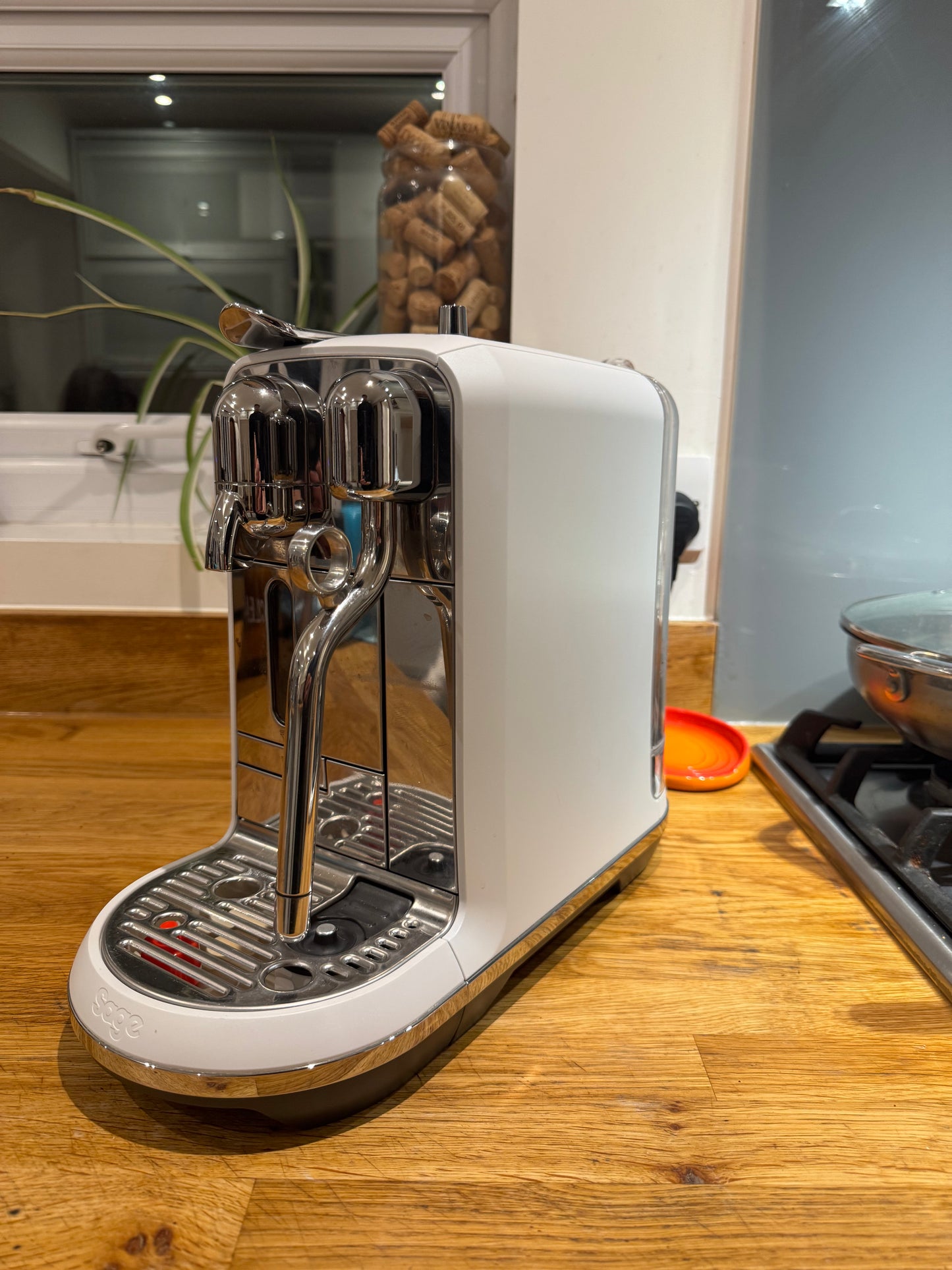 Nespresso Creatista Plus